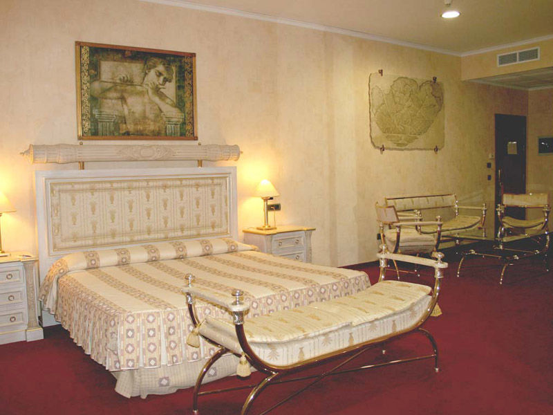 Hotel Vila-Real Palace Exteriér fotografie